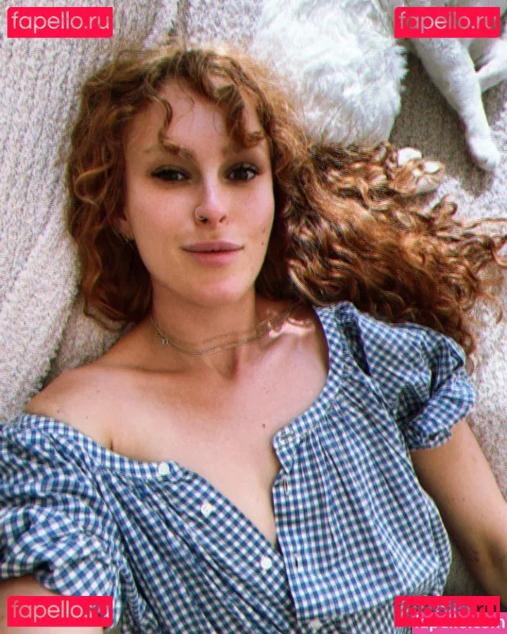 Rumer Willis Onlyfans Photo Gallery 