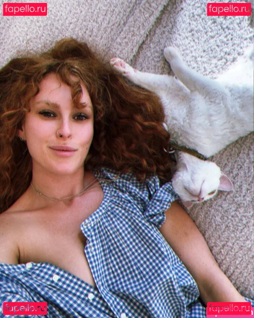 Rumer Willis Onlyfans Photo Gallery 