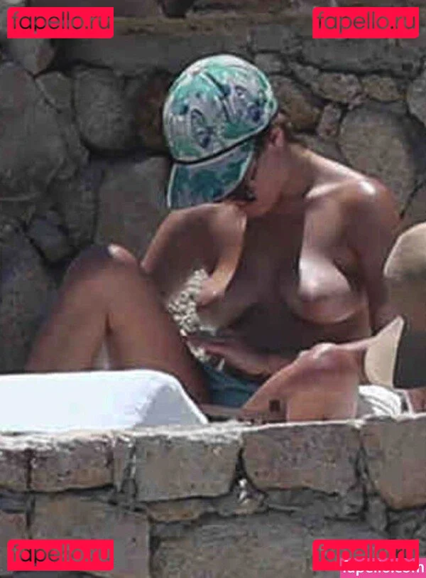 Rumer Willis Onlyfans Photo Gallery 