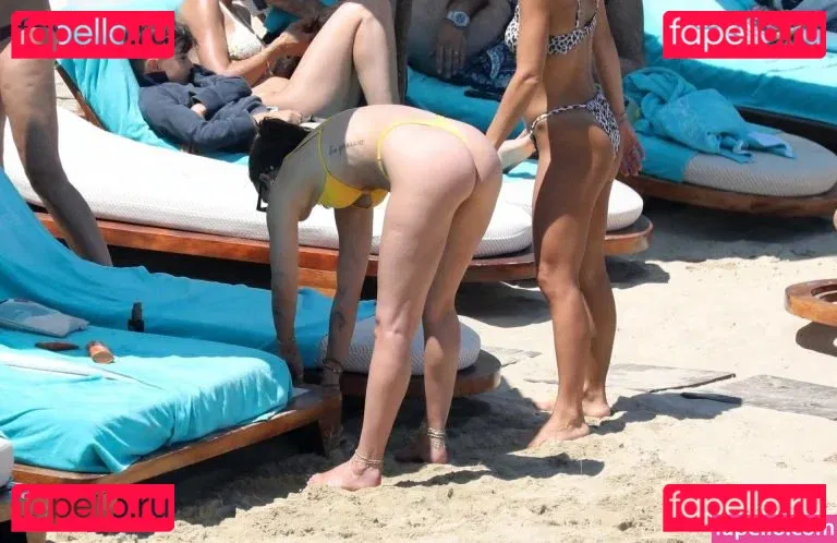 Rumer Willis Onlyfans Photo Gallery 