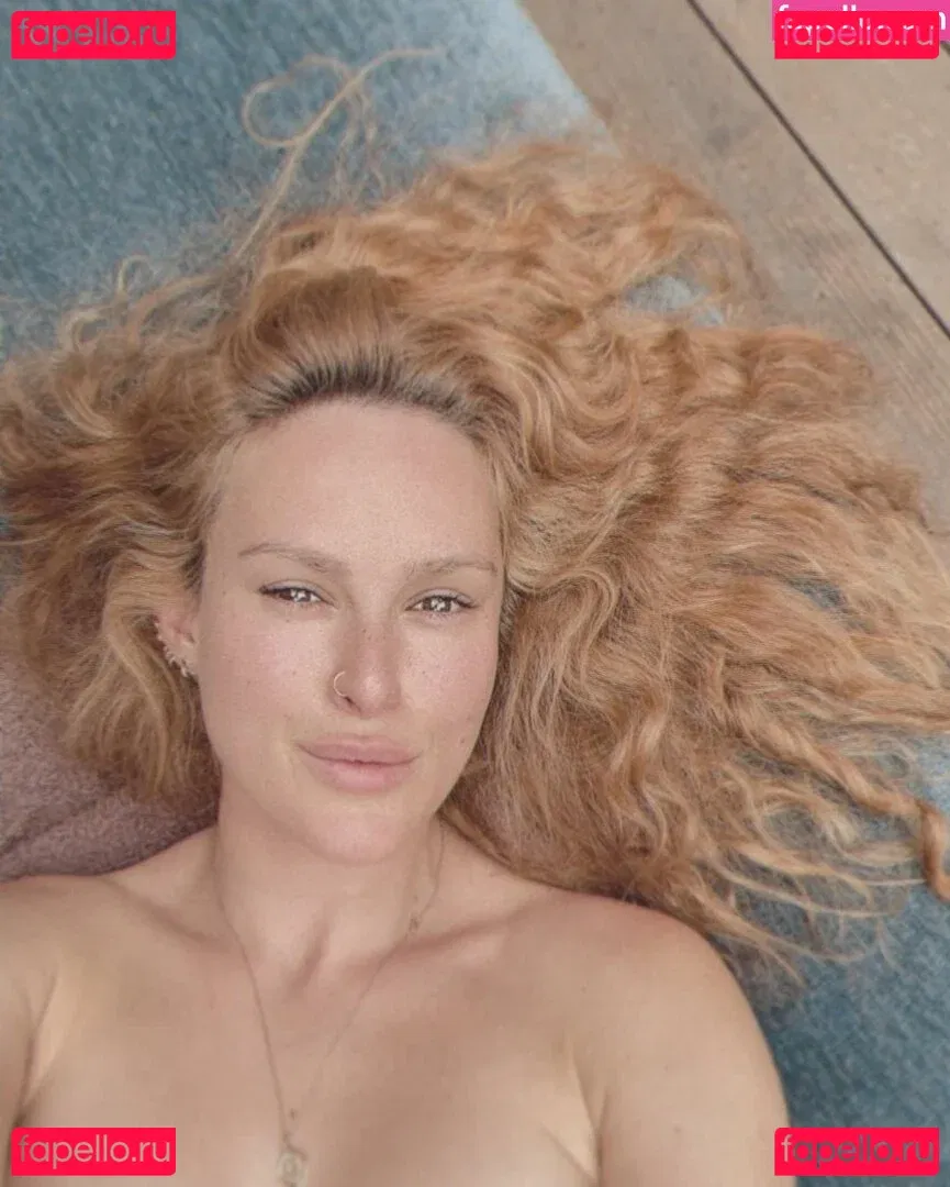 Rumer Willis Onlyfans Photo Gallery 