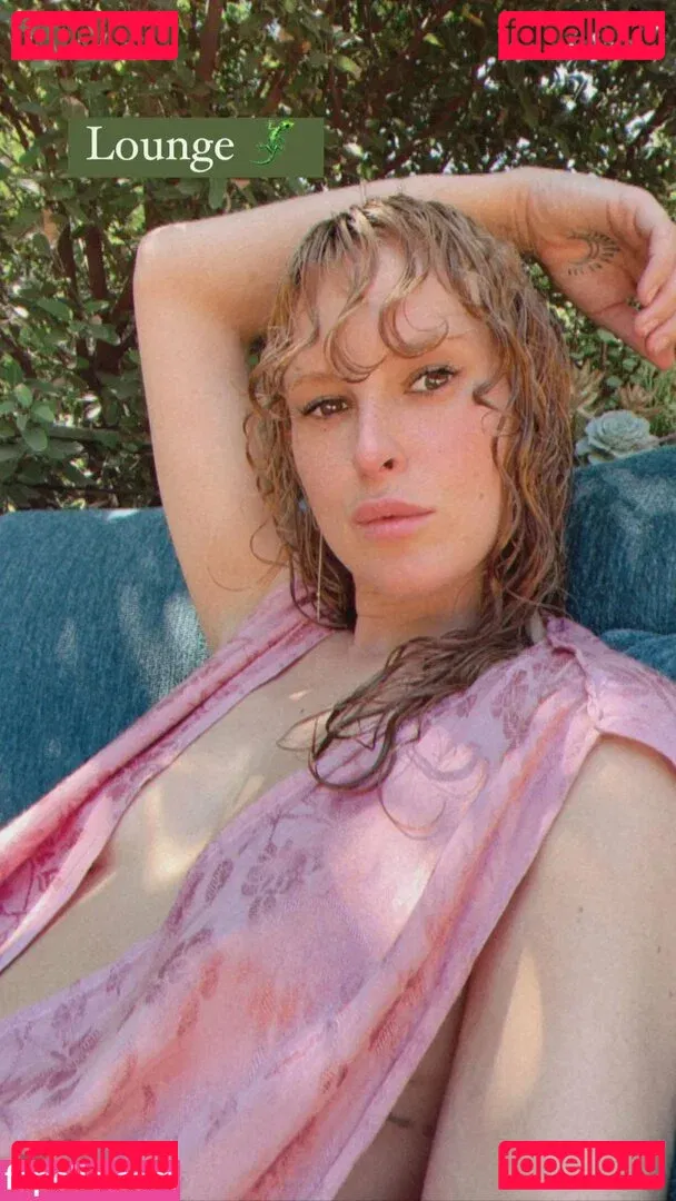 Rumer Willis Onlyfans Photo Gallery 