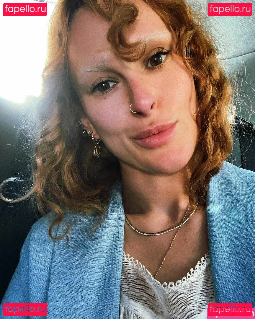 Rumer Willis Onlyfans Photo Gallery 