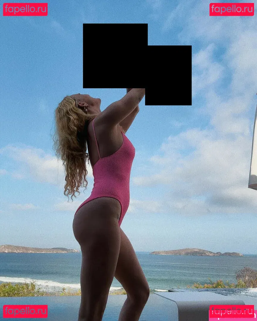 Rumer Willis Onlyfans Photo Gallery 