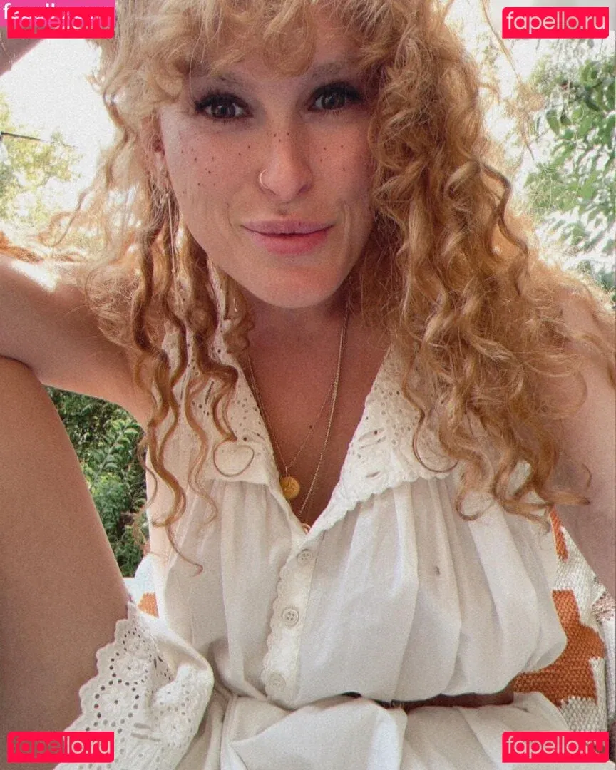 Rumer Willis Onlyfans Photo Gallery 
