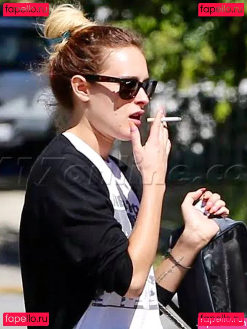 Rumer Willis Onlyfans Photo Gallery 