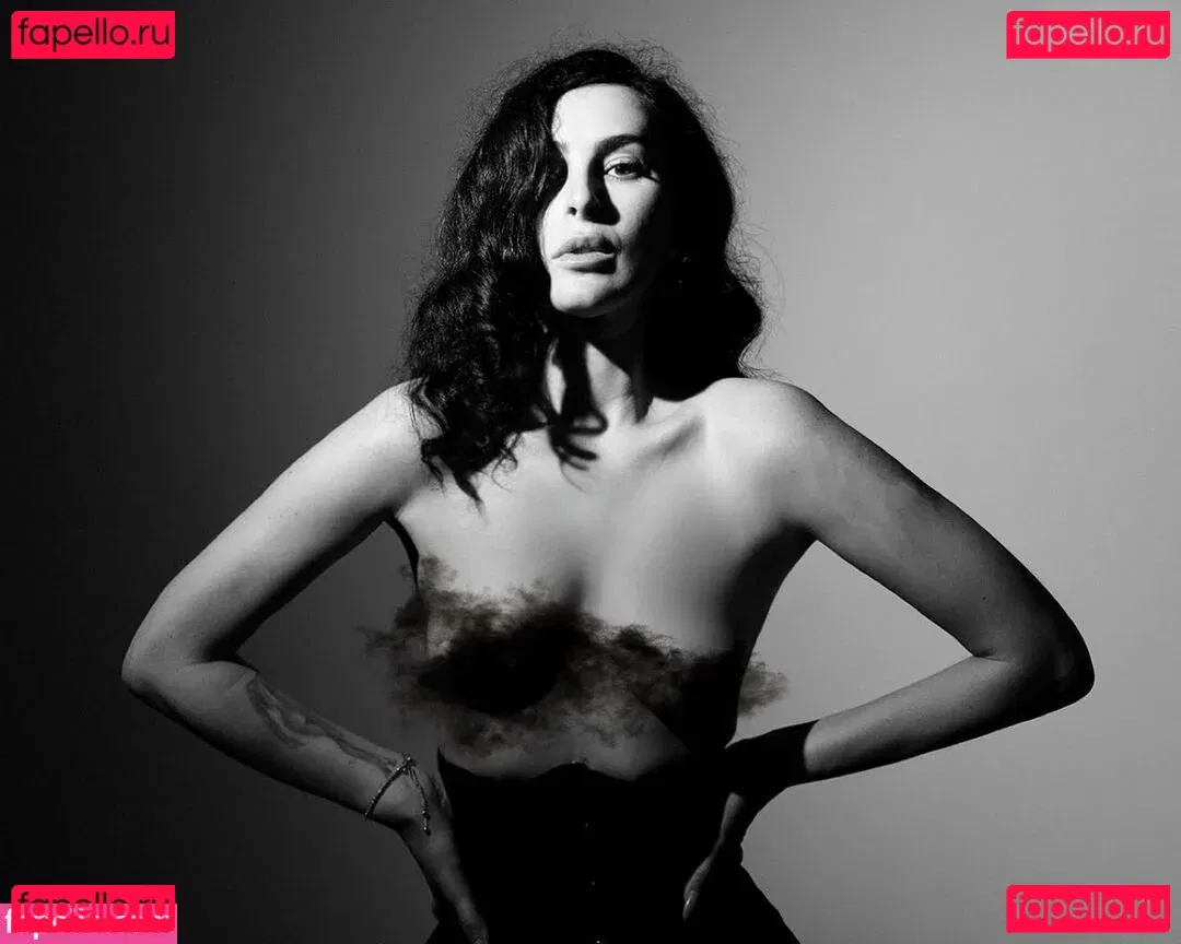 Rumer Willis Onlyfans Photo Gallery 