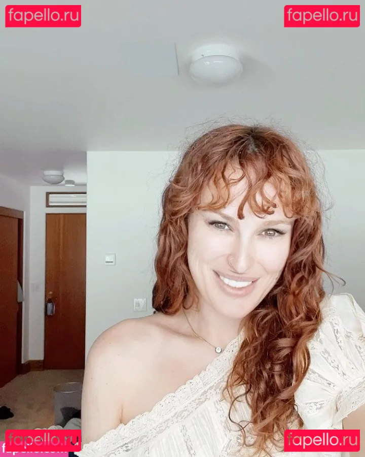 Rumer Willis Onlyfans Photo Gallery 
