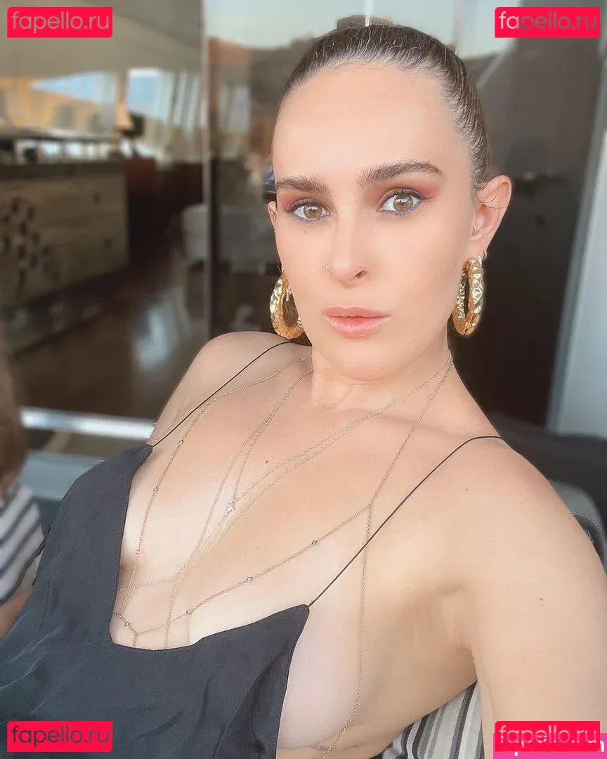 Rumer Willis Onlyfans Photo Gallery 