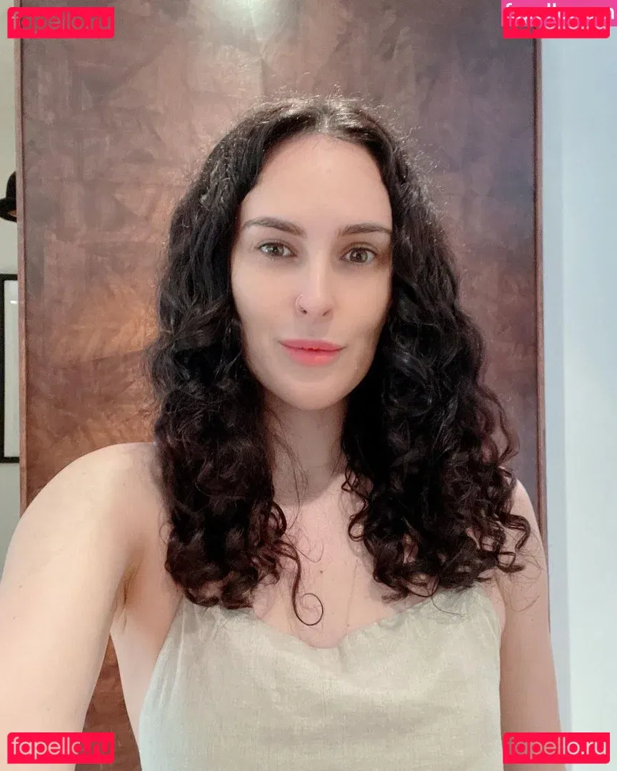 Rumer Willis Onlyfans Photo Gallery 