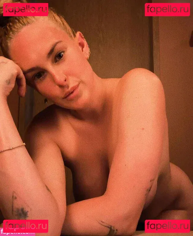 Rumer Willis Onlyfans Photo Gallery 