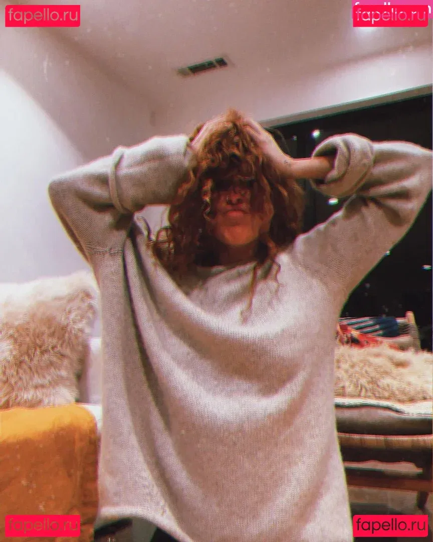 Rumer Willis Onlyfans Photo Gallery 