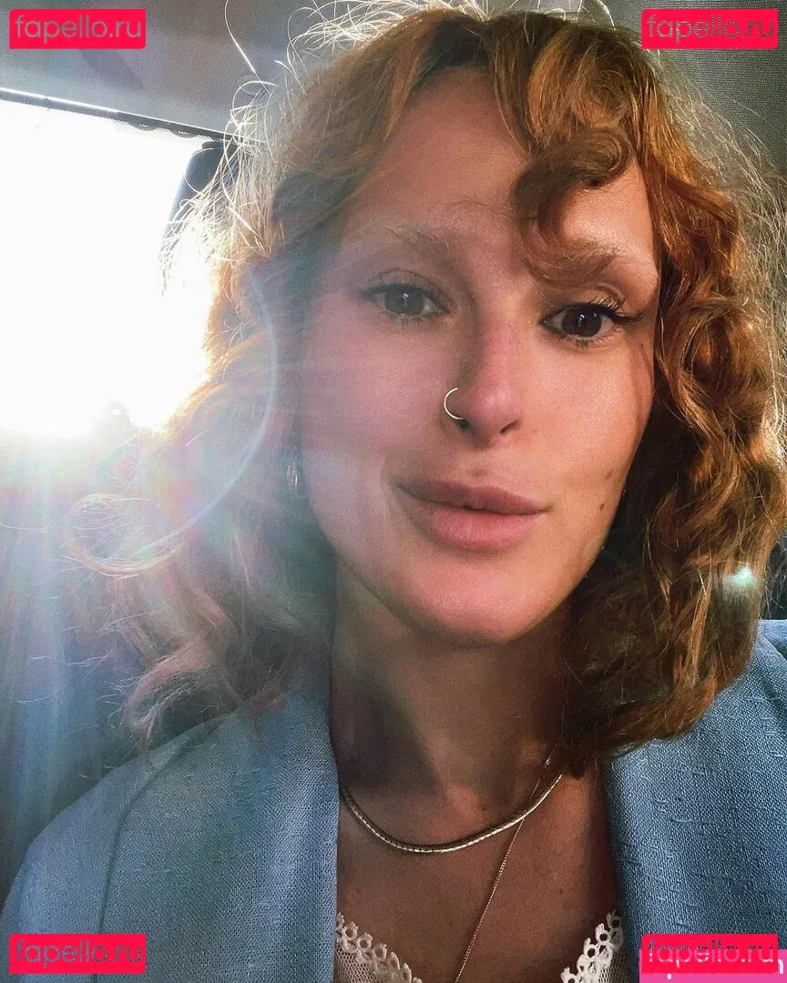 Rumer Willis Onlyfans Photo Gallery 