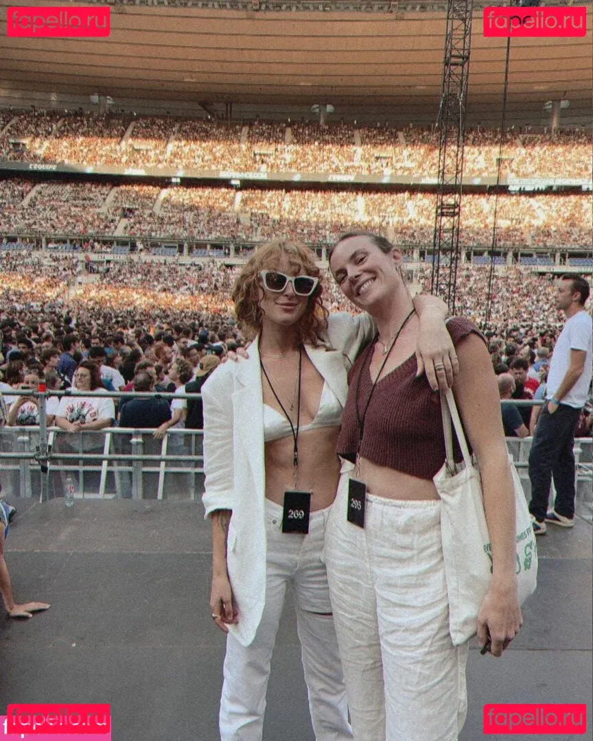 Rumer Willis Onlyfans Photo Gallery 