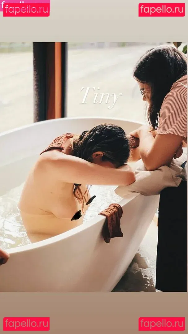 Rumer Willis Onlyfans Photo Gallery 