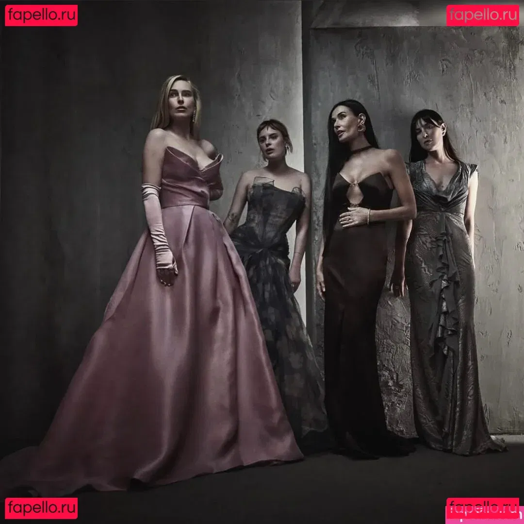 Rumer Willis Onlyfans Photo Gallery 