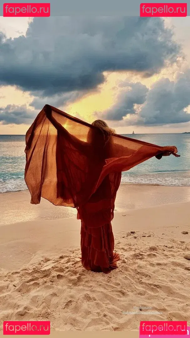 Rumer Willis Onlyfans Photo Gallery 