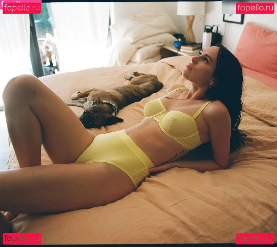 Rumer Willis Onlyfans Photo Gallery 