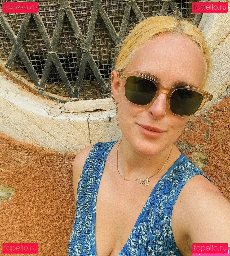 Rumer Willis Onlyfans Photo Gallery 