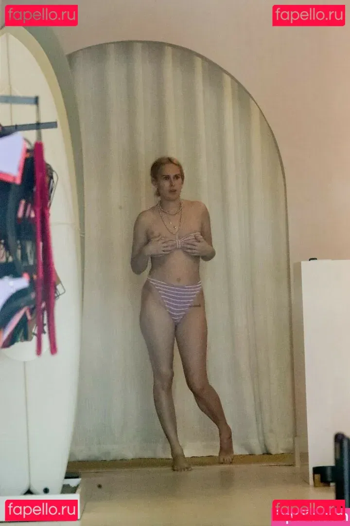 Rumer Willis Onlyfans Photo Gallery 