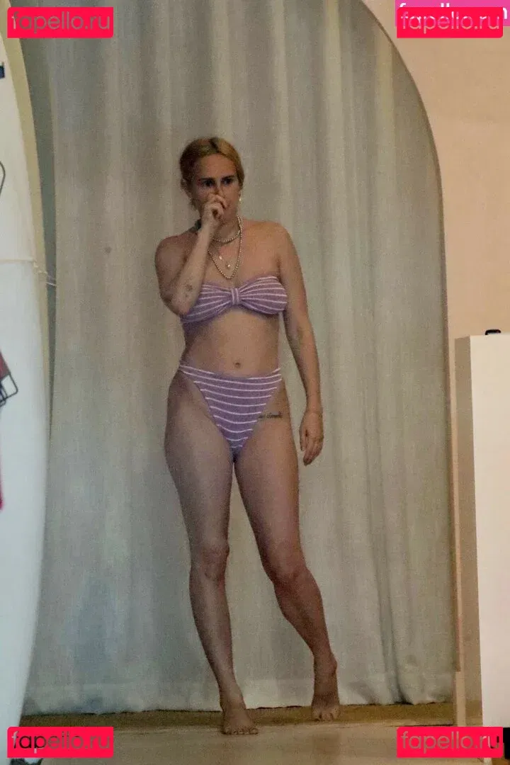 Rumer Willis Onlyfans Photo Gallery 