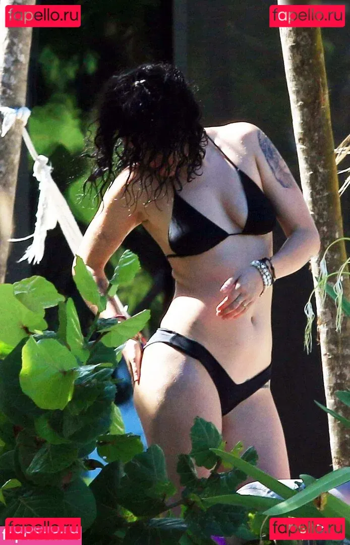 Rumer Willis Onlyfans Photo Gallery 