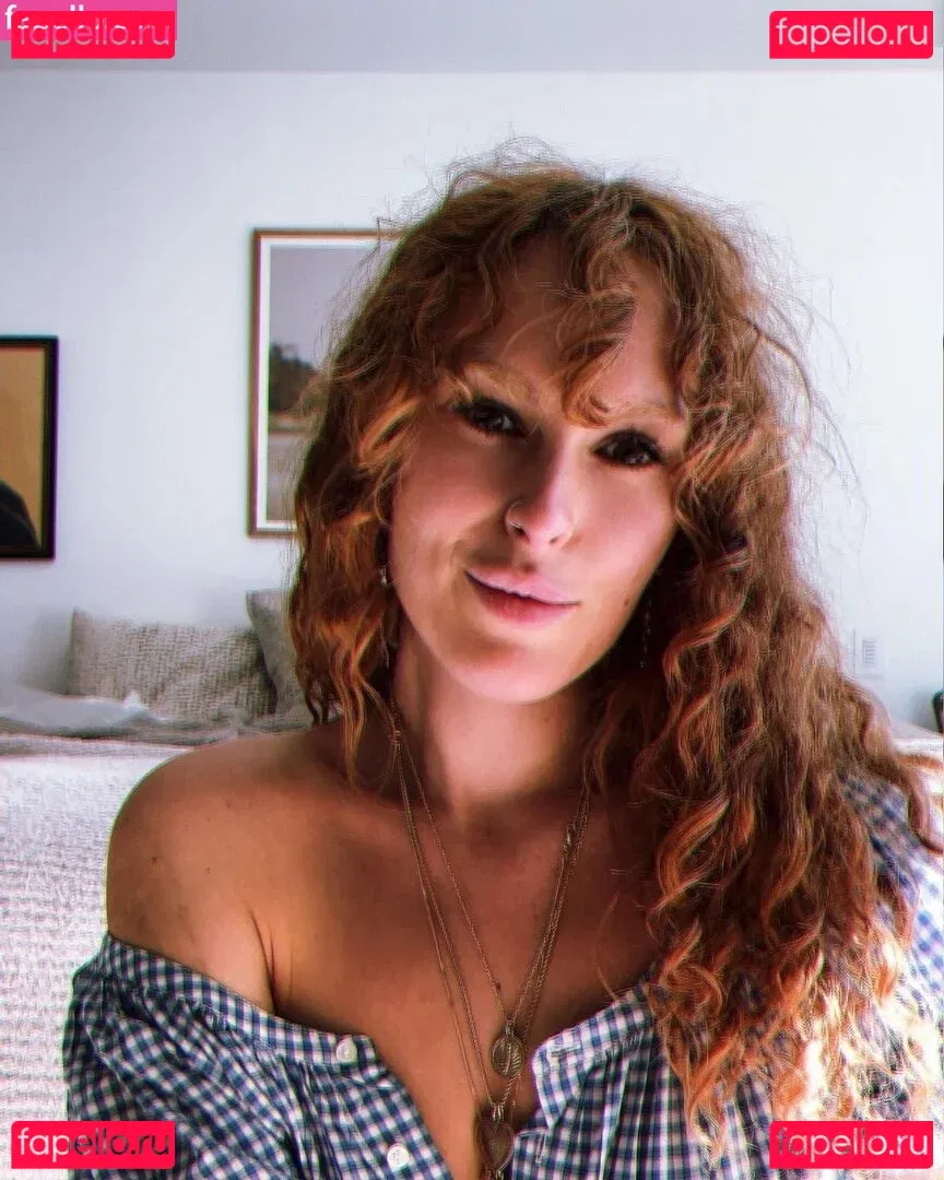 Rumer Willis Onlyfans Photo Gallery 