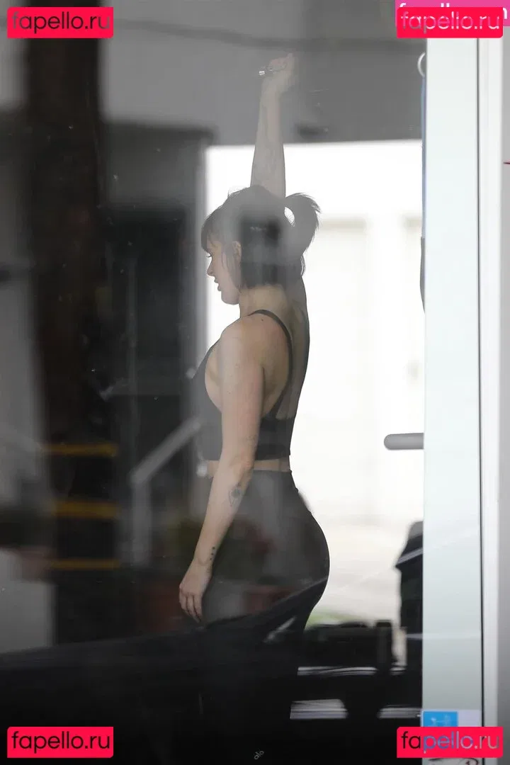 Rumer Willis Onlyfans Photo Gallery 