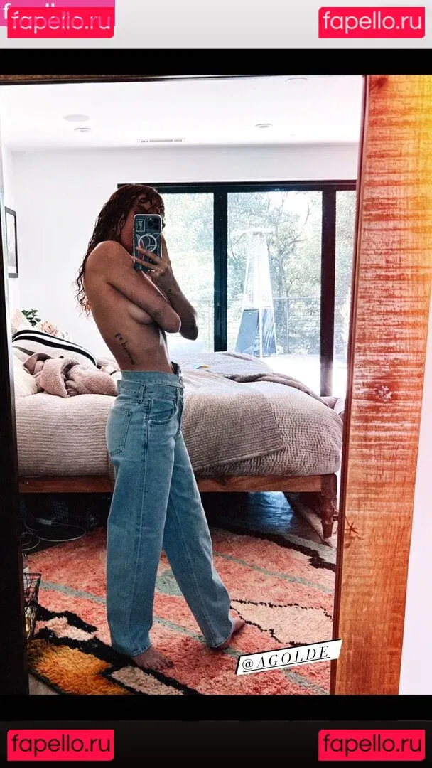 Rumer Willis Onlyfans Photo Gallery 