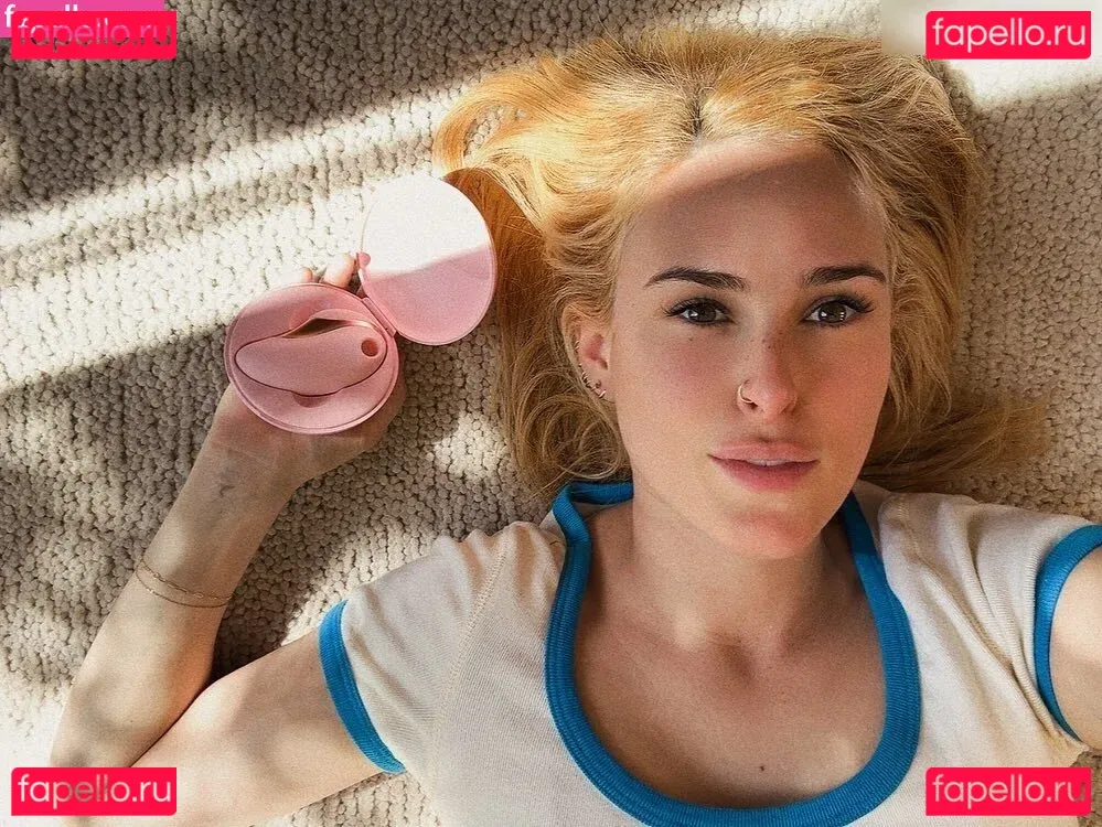 Rumer Willis Onlyfans Photo Gallery 