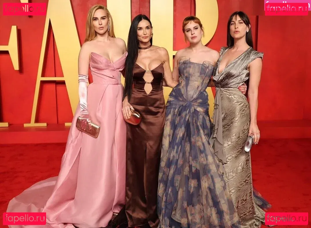 Rumer Willis Onlyfans Photo Gallery 