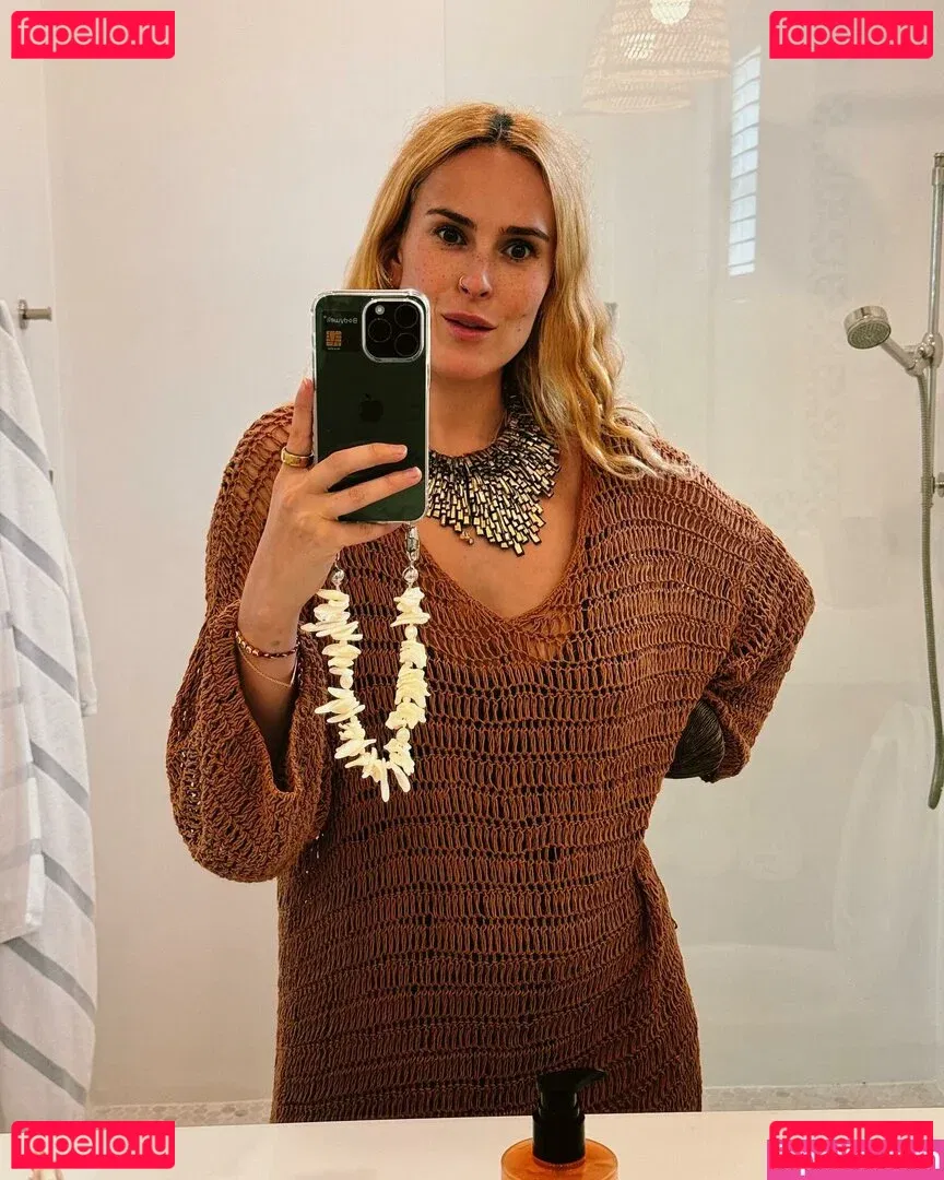 Rumer Willis Onlyfans Photo Gallery 