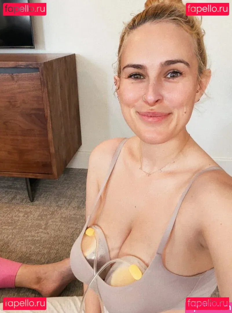 Rumer Willis Onlyfans Photo Gallery 