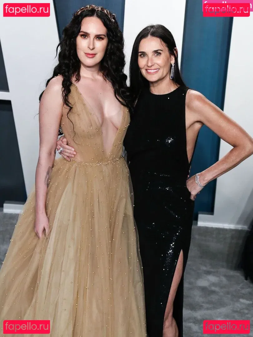 Rumer Willis Onlyfans Photo Gallery 