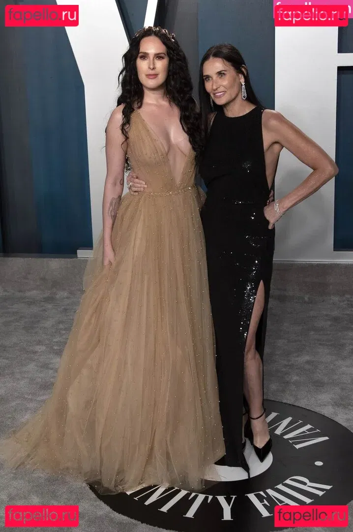 Rumer Willis Onlyfans Photo Gallery 