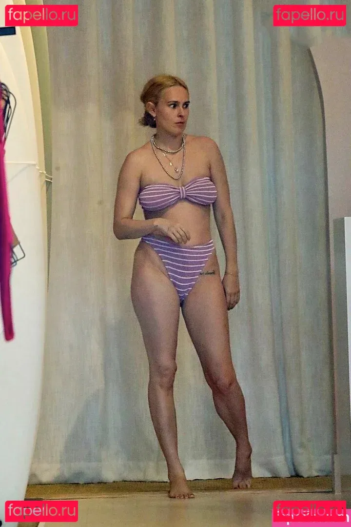 Rumer Willis Onlyfans Photo Gallery 