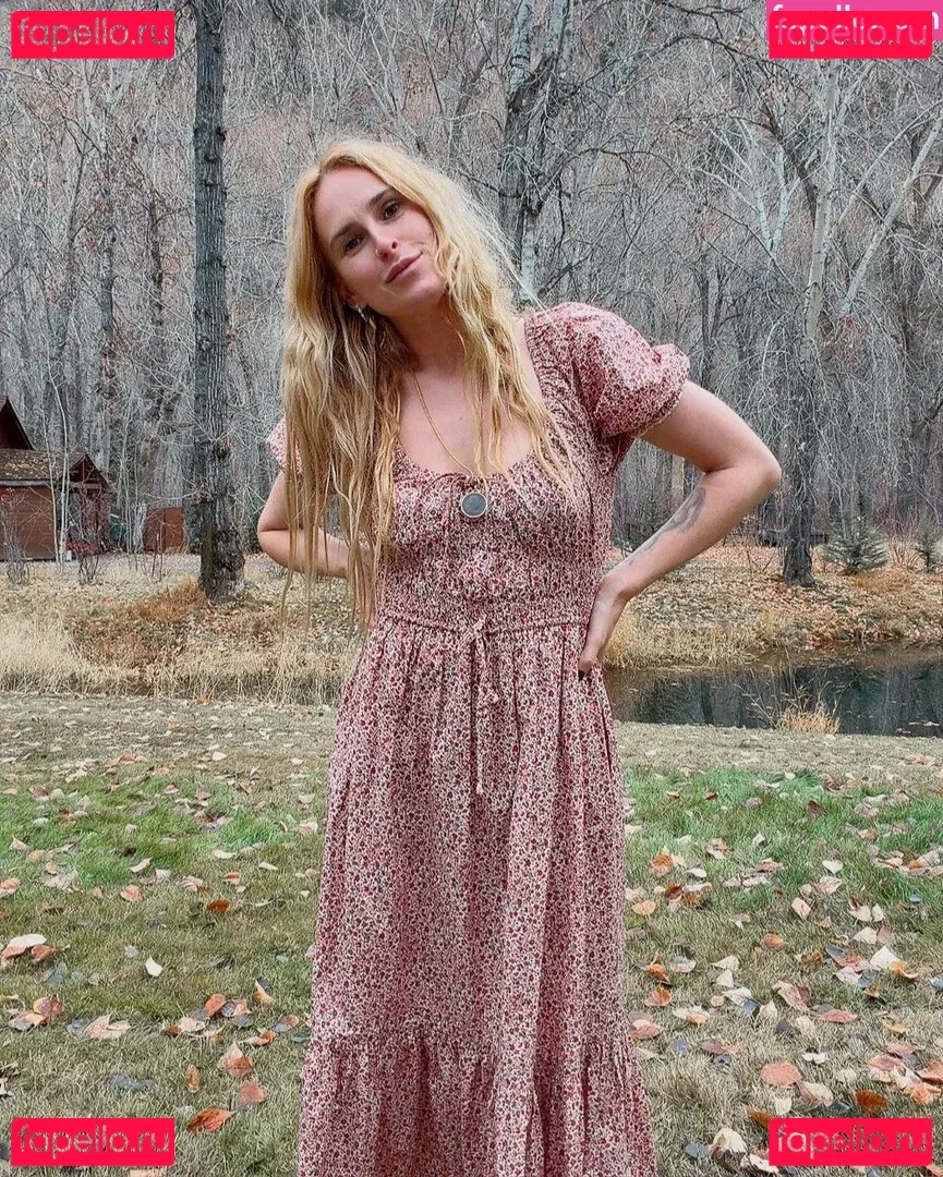 Rumer Willis Onlyfans Photo Gallery 