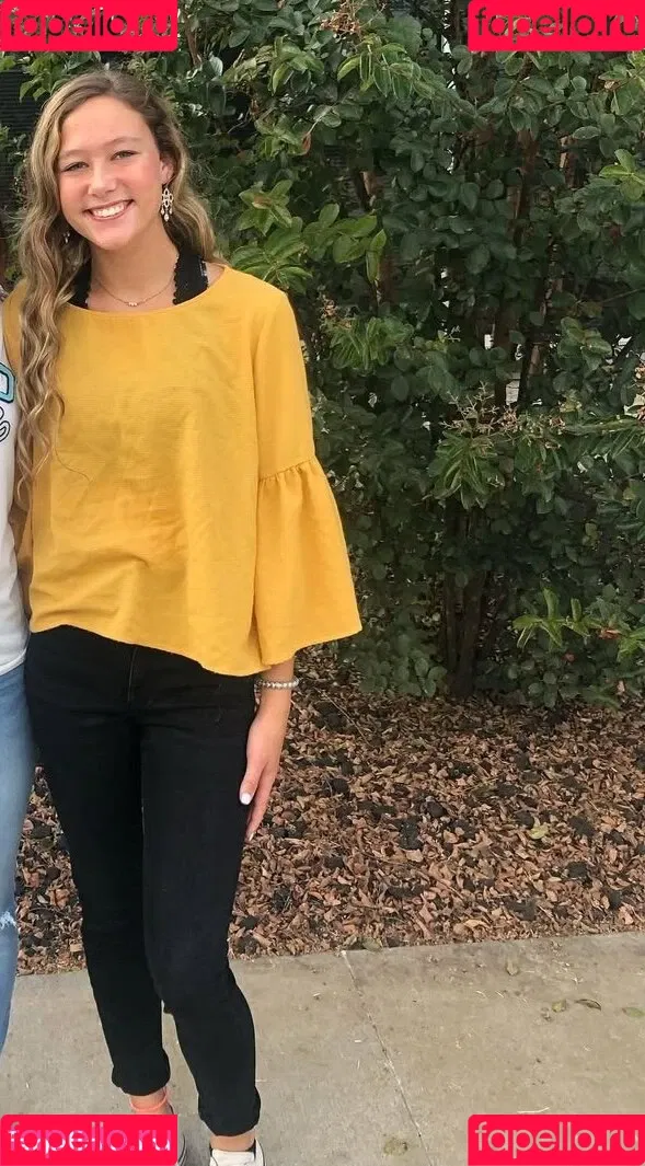 Gabriella Garrett / gabriella_garrett / https: / the.gabrielle Onlyfans Photo Gallery 