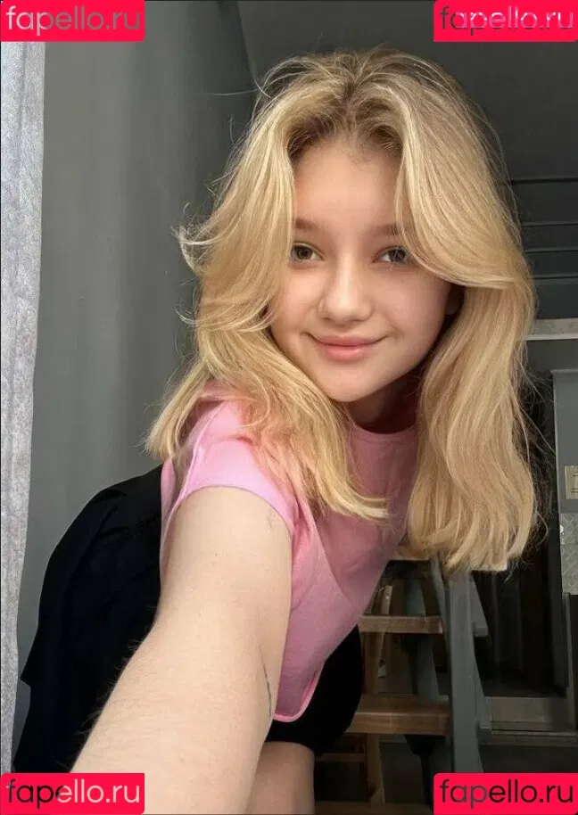 christalluv09 / lolly_christal_free Onlyfans Photo Gallery 