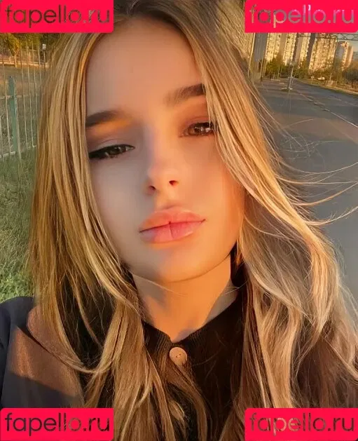 christalluv09 / lolly_christal_free Onlyfans Photo Gallery 