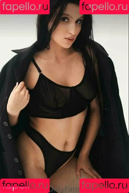 christalluv09 / lolly_christal_free Onlyfans Photo Gallery 