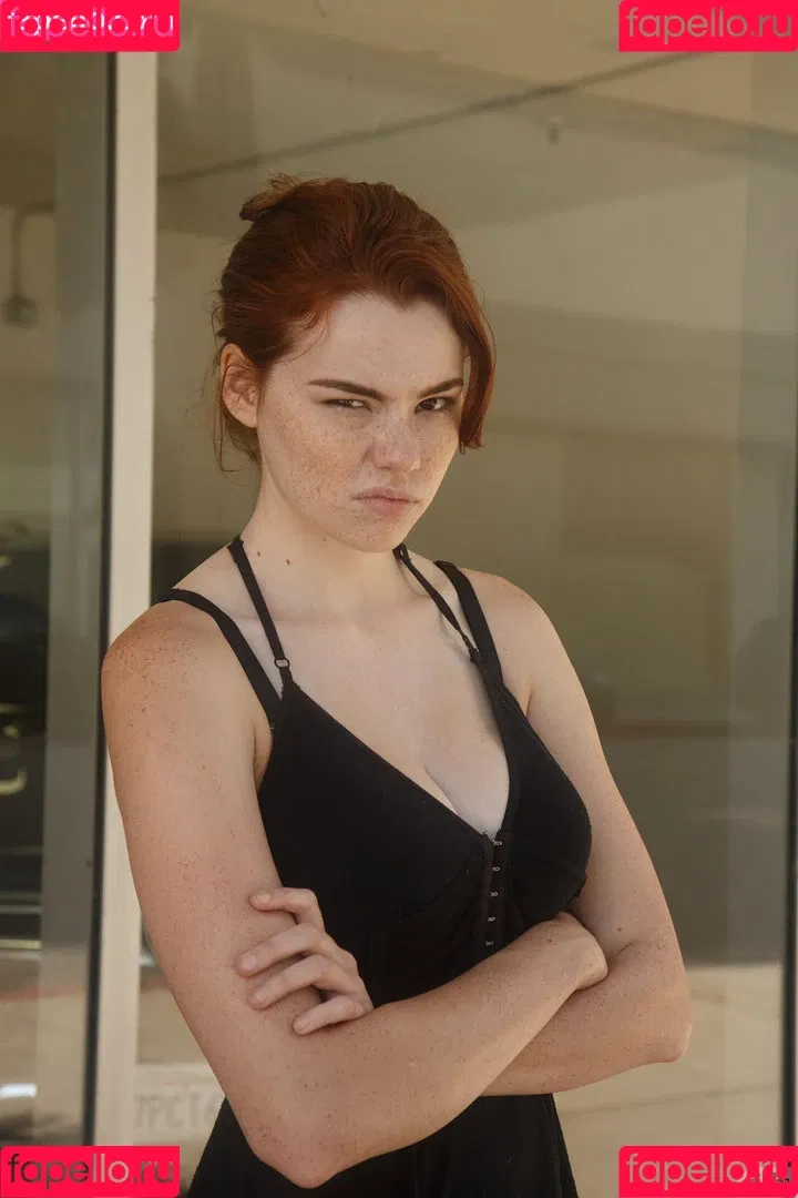 Sabrina Lynn / itssabrinalynn Onlyfans Photo Gallery 