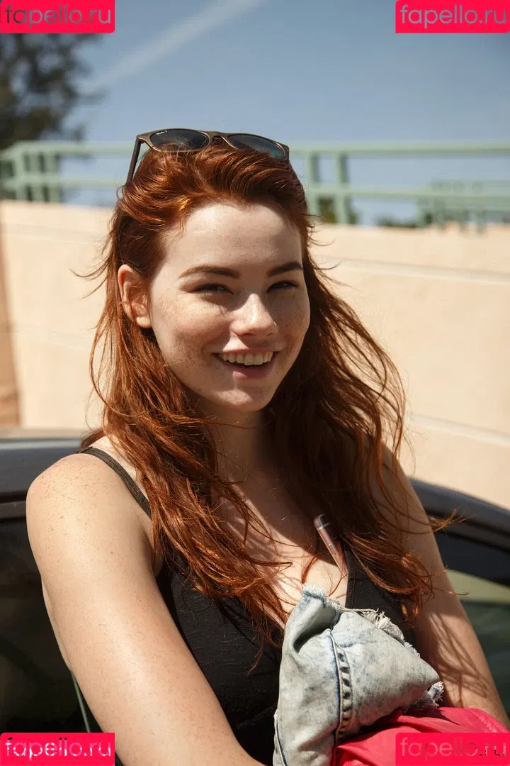 Sabrina Lynn / itssabrinalynn Onlyfans Photo Gallery 