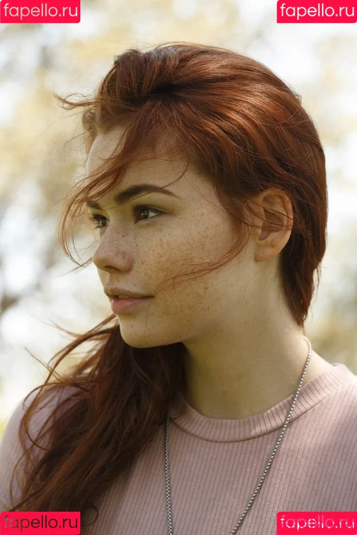 Sabrina Lynn / itssabrinalynn Onlyfans Photo Gallery 