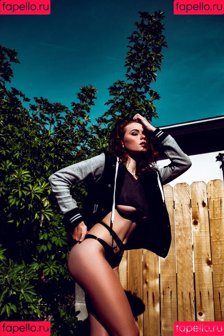 Sabrina Lynn / itssabrinalynn Onlyfans Photo Gallery 