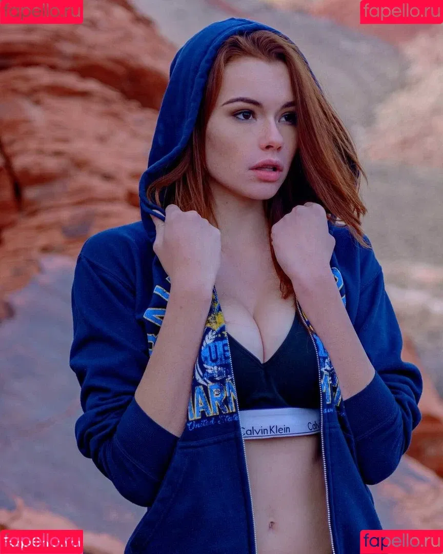 Sabrina Lynn / itssabrinalynn Onlyfans Photo Gallery 