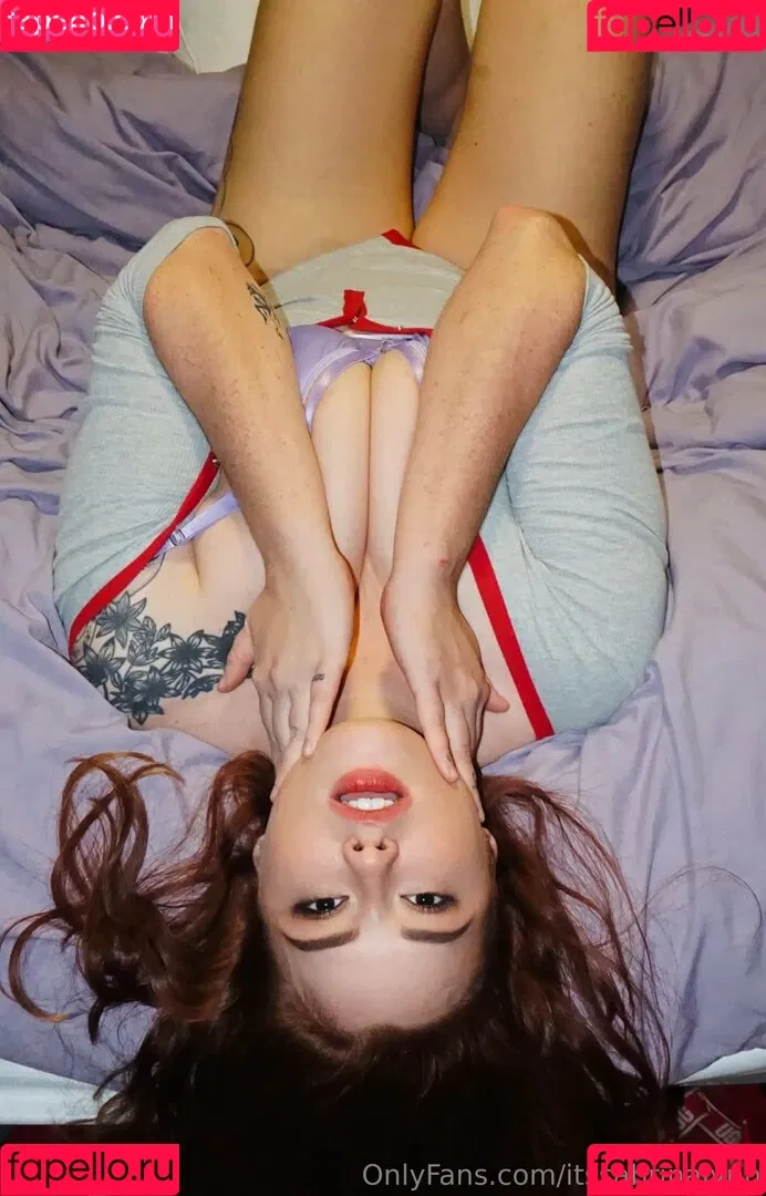 Sabrina Lynn / itssabrinalynn Onlyfans Photo Gallery 