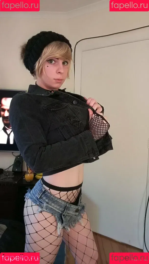 rosie_x2o / rosiexox2 Onlyfans Photo Gallery 