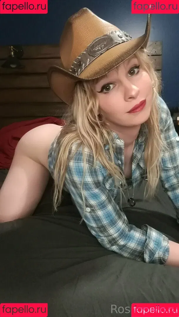 rosie_x2o / rosiexox2 Onlyfans Photo Gallery 