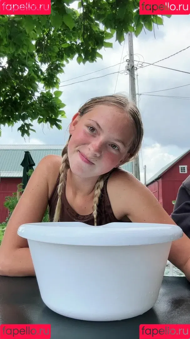 Jordyn Jones / jordylee.jones / jordynjones Onlyfans Photo Gallery 